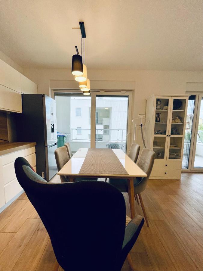Alida Valli Apartment Kaštela Buitenkant foto