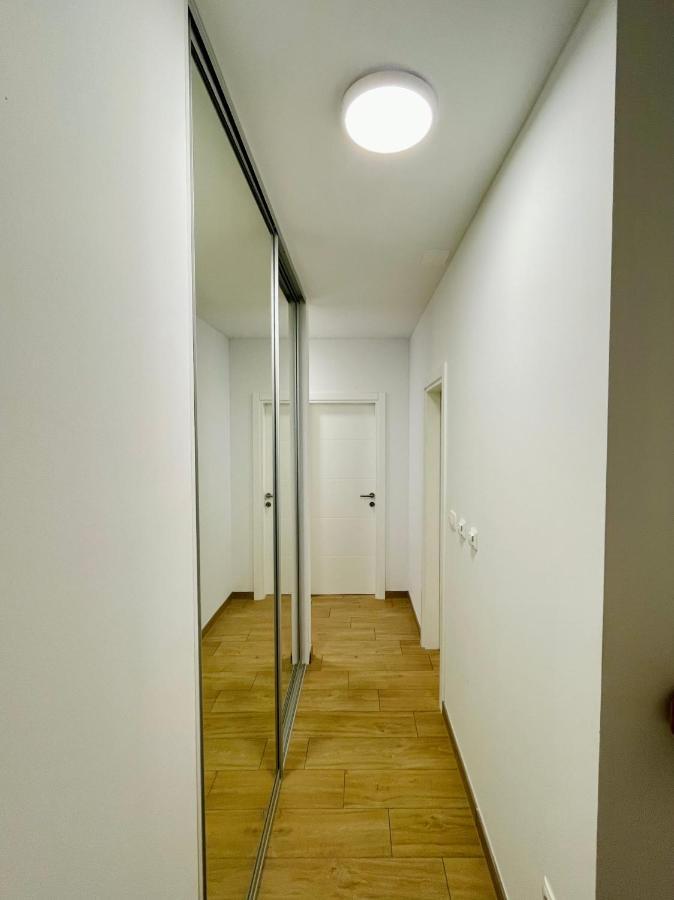Alida Valli Apartment Kaštela Buitenkant foto
