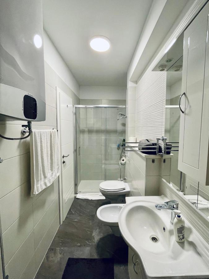 Alida Valli Apartment Kaštela Buitenkant foto
